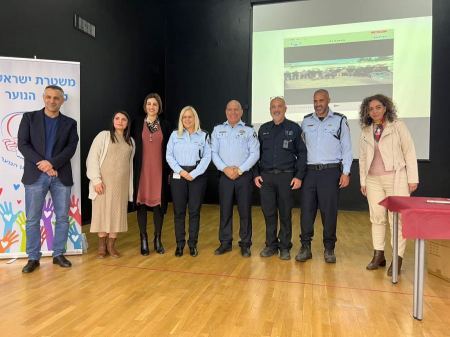  أنهى 16 طالب من مدرسة حرفيش مشروع "ميلا" الذي تديره شرطة إسرائيل 